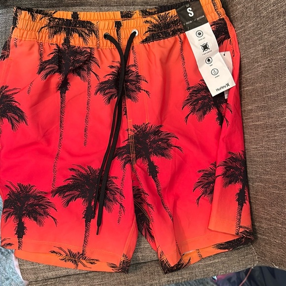 Hurley Men's Cannonball Volley Swim Trunk. NWT! - Picture 6 of 6